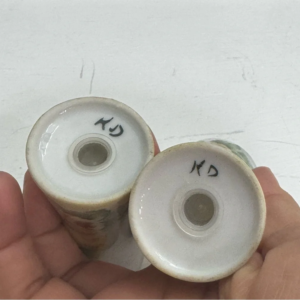 Vintage Karen Donleavy K.D. Signed Salt And Pepper Shaker Set Floral